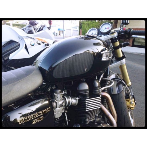 MIẾNG DÁN CHỐNG TRƯỢT TECHSPEC TRIUMPH BONNEVILLE 2009-12